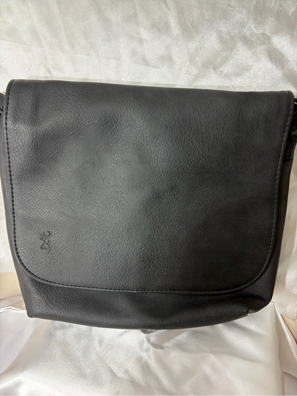 Browning Women’s Black Concealed Carry Holstered Bag With Safety Locking Options